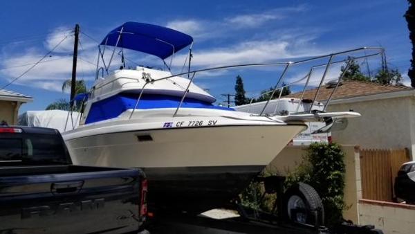1990 Bayliner 2556 Ciera Command Bridge