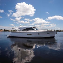 2015 Belize 54 Sedan