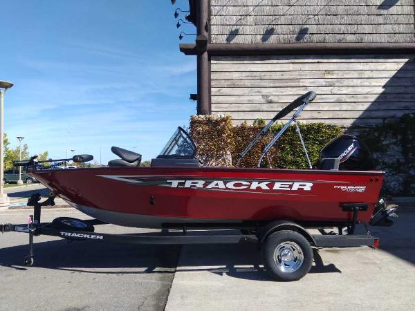 2025 Tracker Pro Guide V-175 Combo