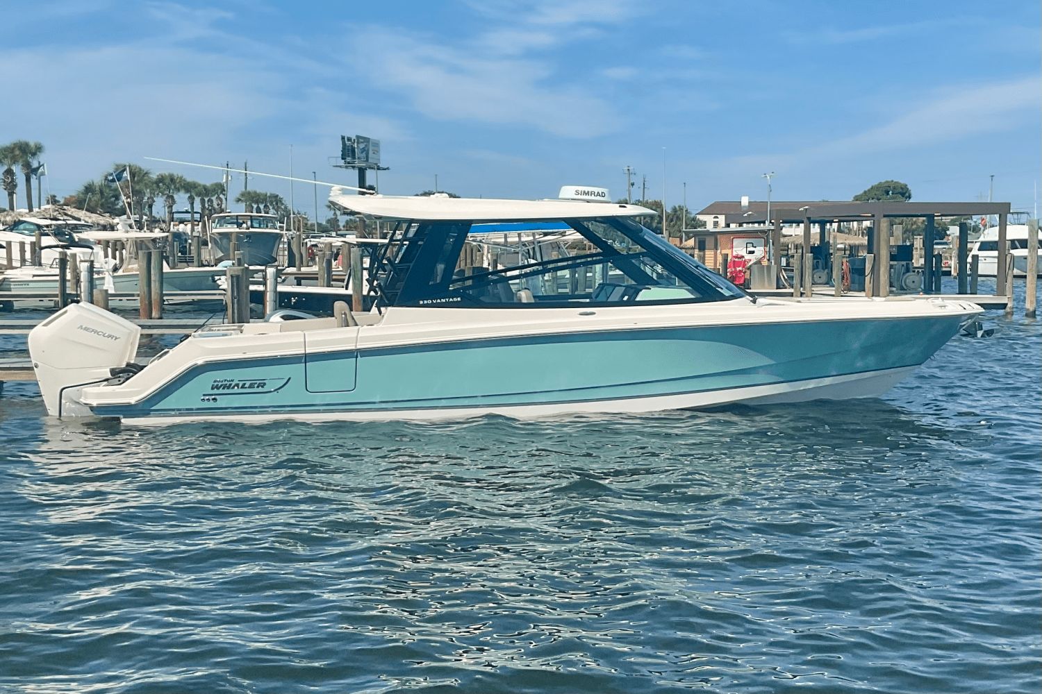 2026 Boston Whaler 330 Vantage