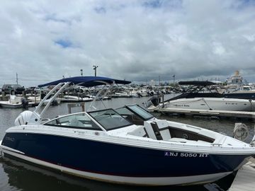 2023 Cobalt R6 Outboard