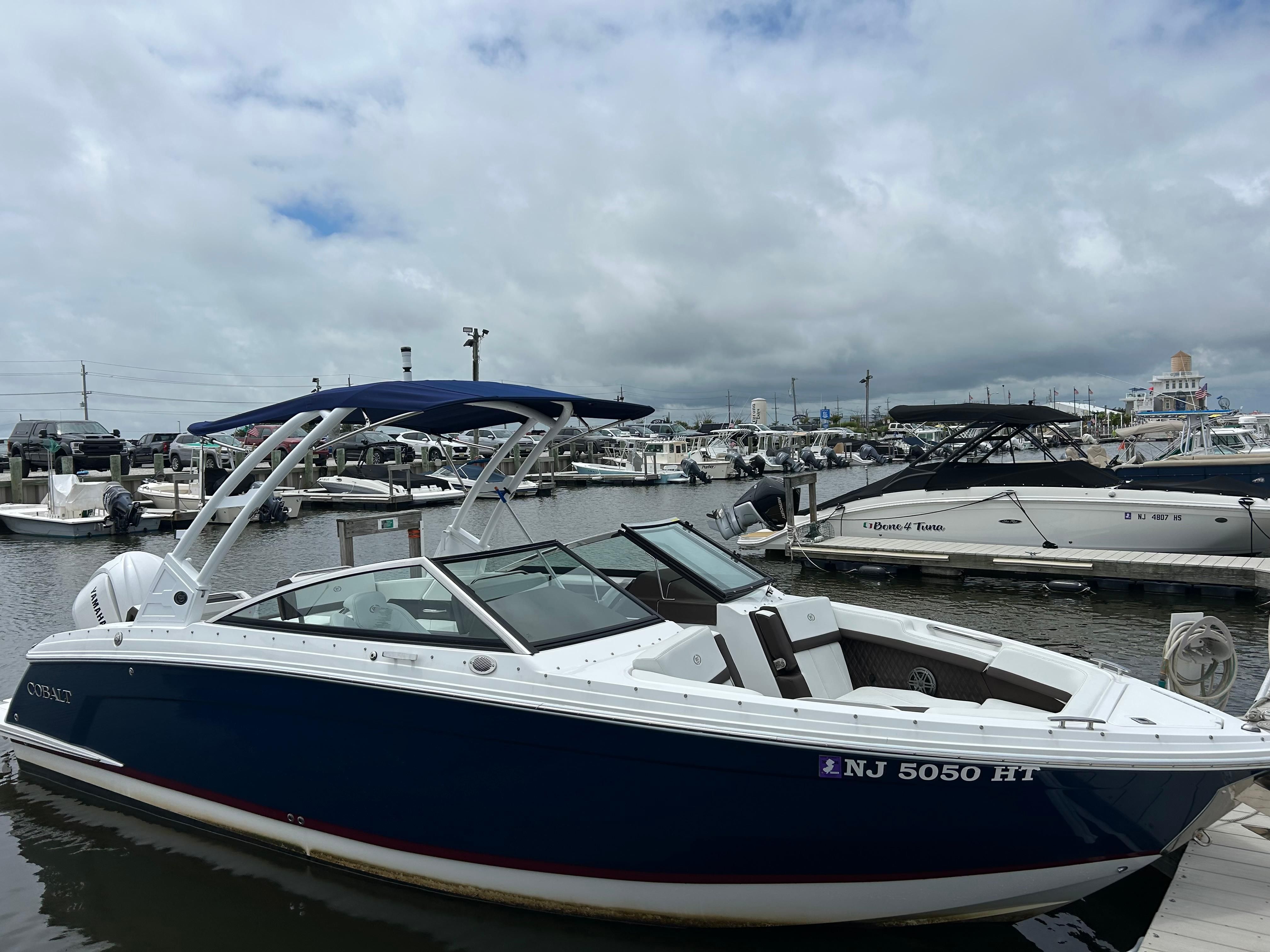 2023 Cobalt R6 Outboard
