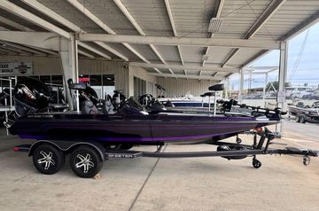 2025 Skeeter ZX200