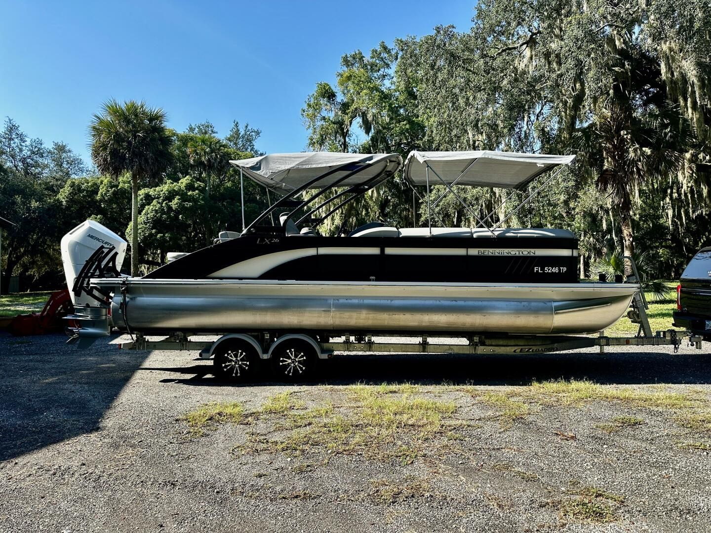 2023 Bennington 26 LX