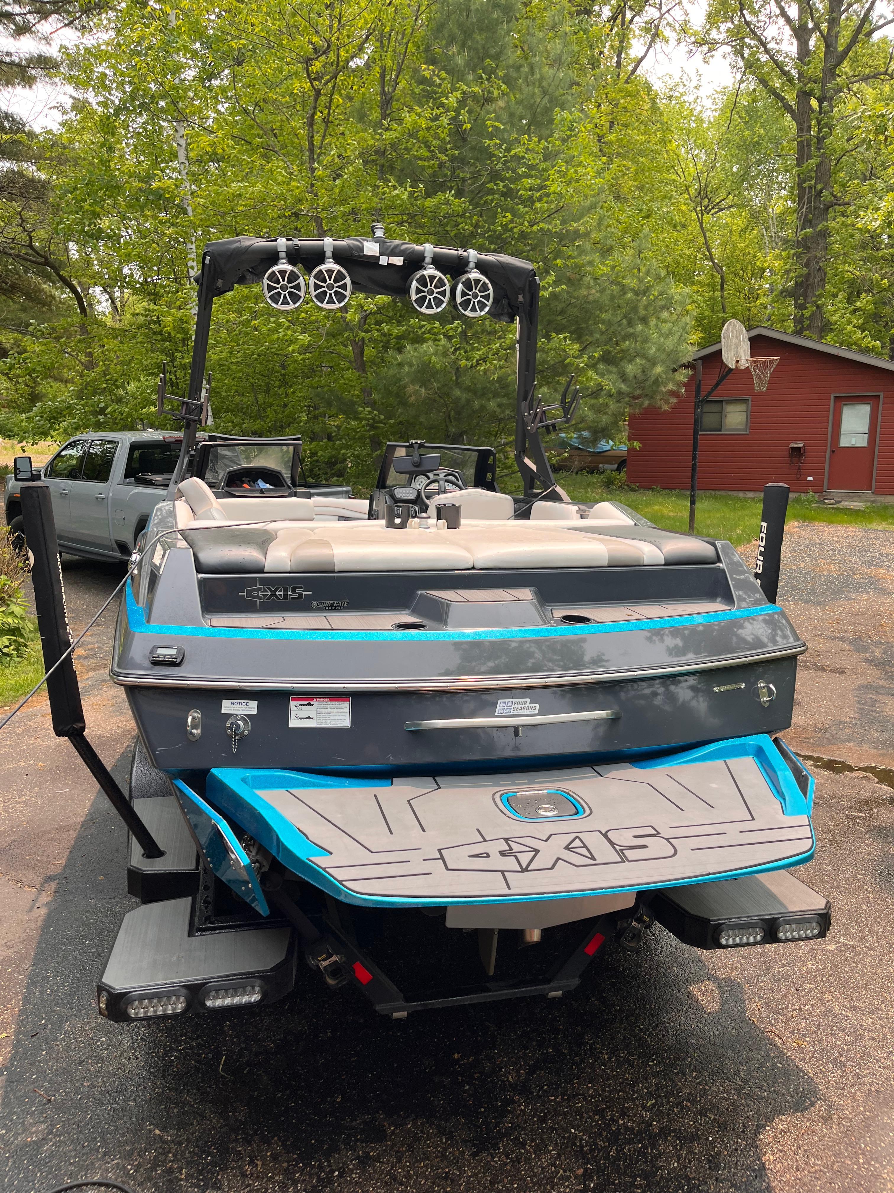 2018 Axis A22