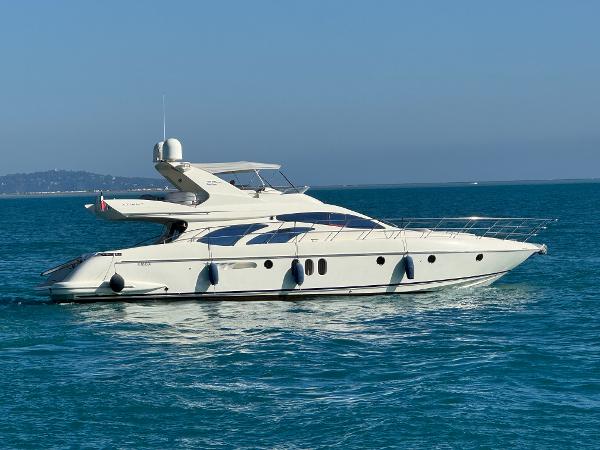 Azimut 62