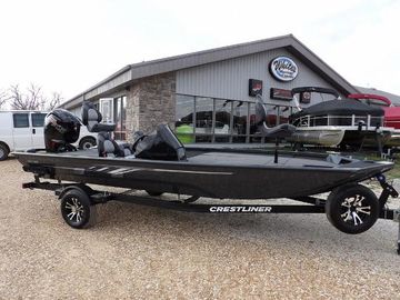 2025 Crestliner XFC 189
