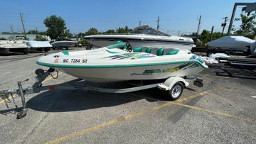 2000 Sea-Doo Sport Boats CHALLENGER 15 Tow and Go