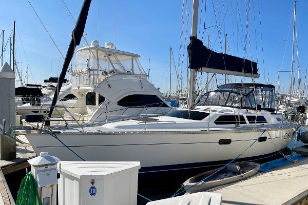 1998 Hunter Passage 42