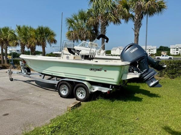 2025 Bulls Bay 2200