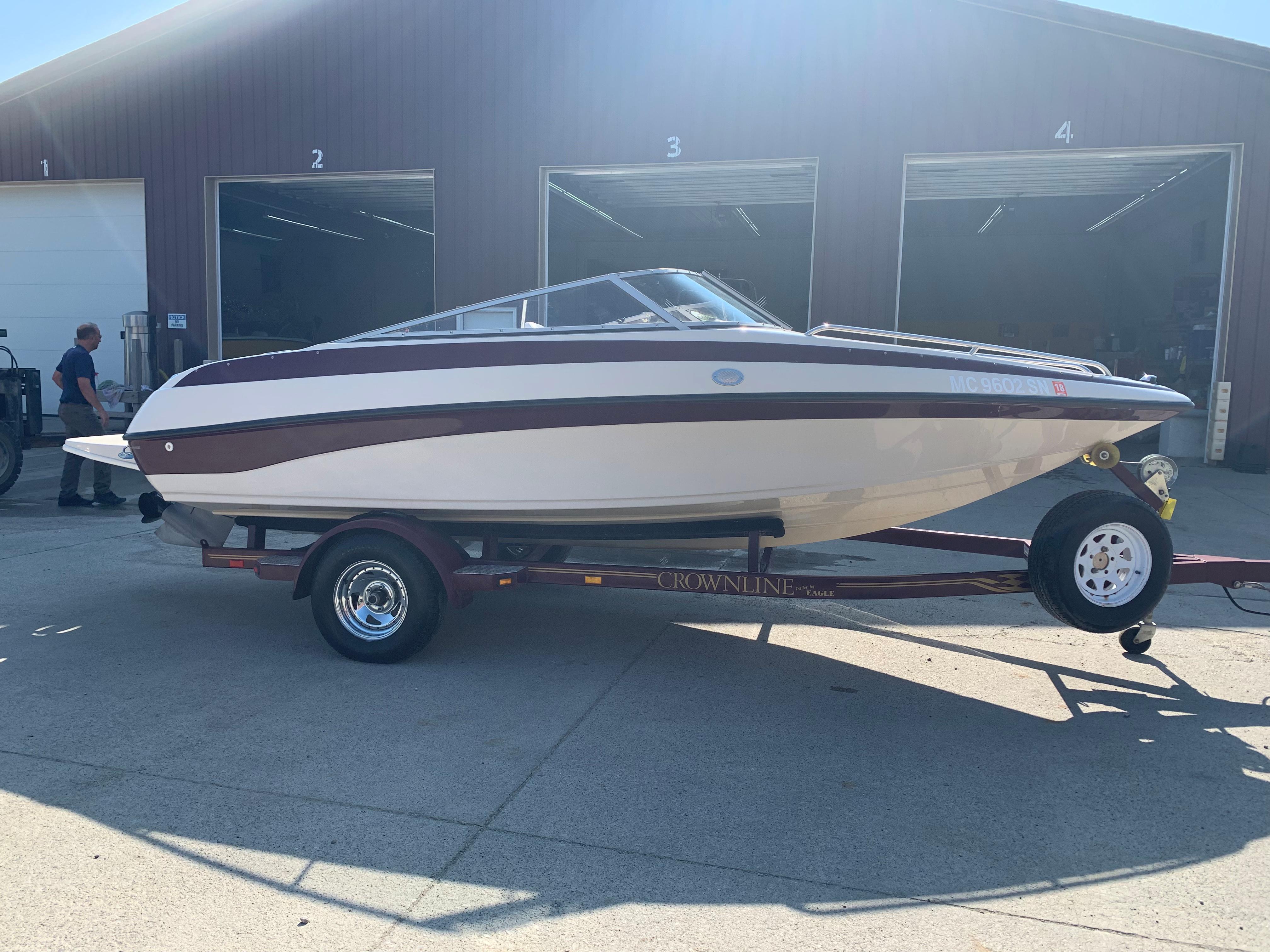 2003 Crownline 180 BR, Manitou Beach Michigan