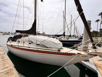 1978 Islander 36