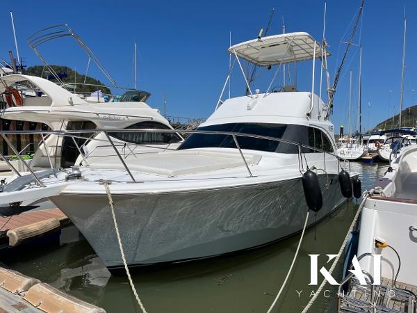 1998 Luhrs Tournament 320 Convertible