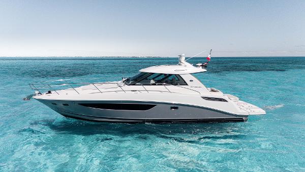 Sea Ray 450 Sundancer