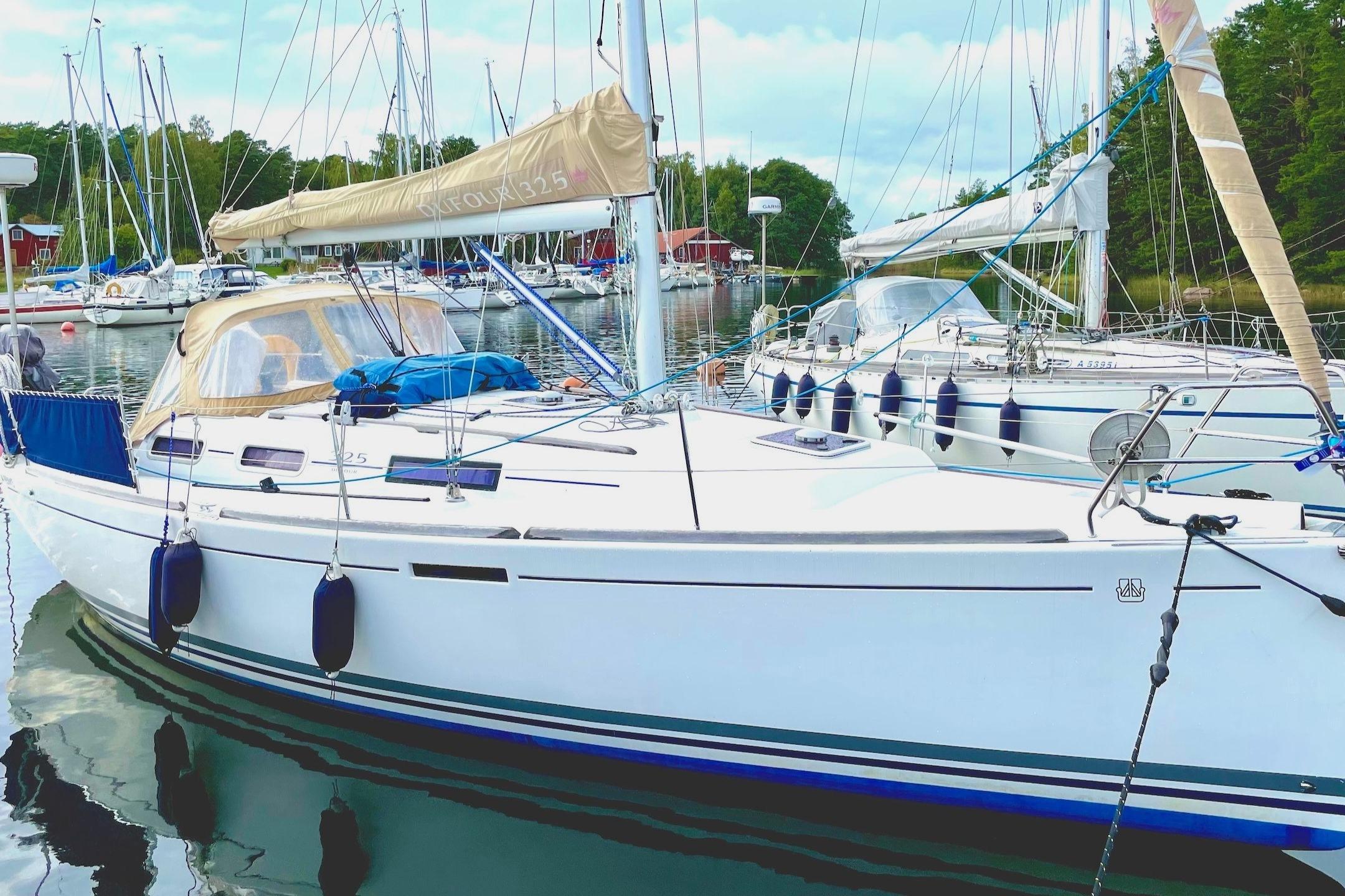 2010 Dufour 325 Grand Large