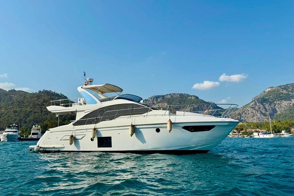 2017 Azimut 50