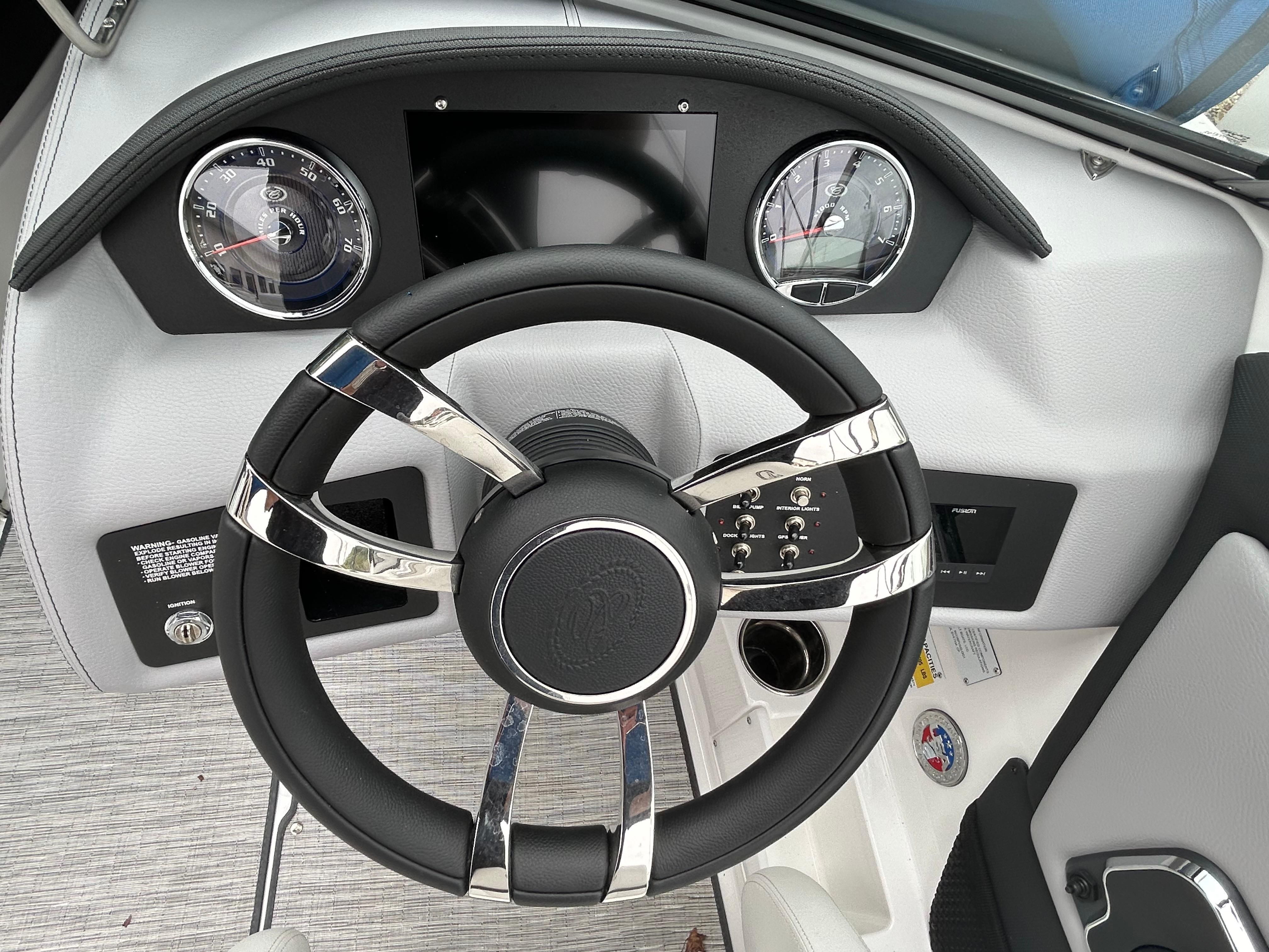 2024 Cobalt 220S