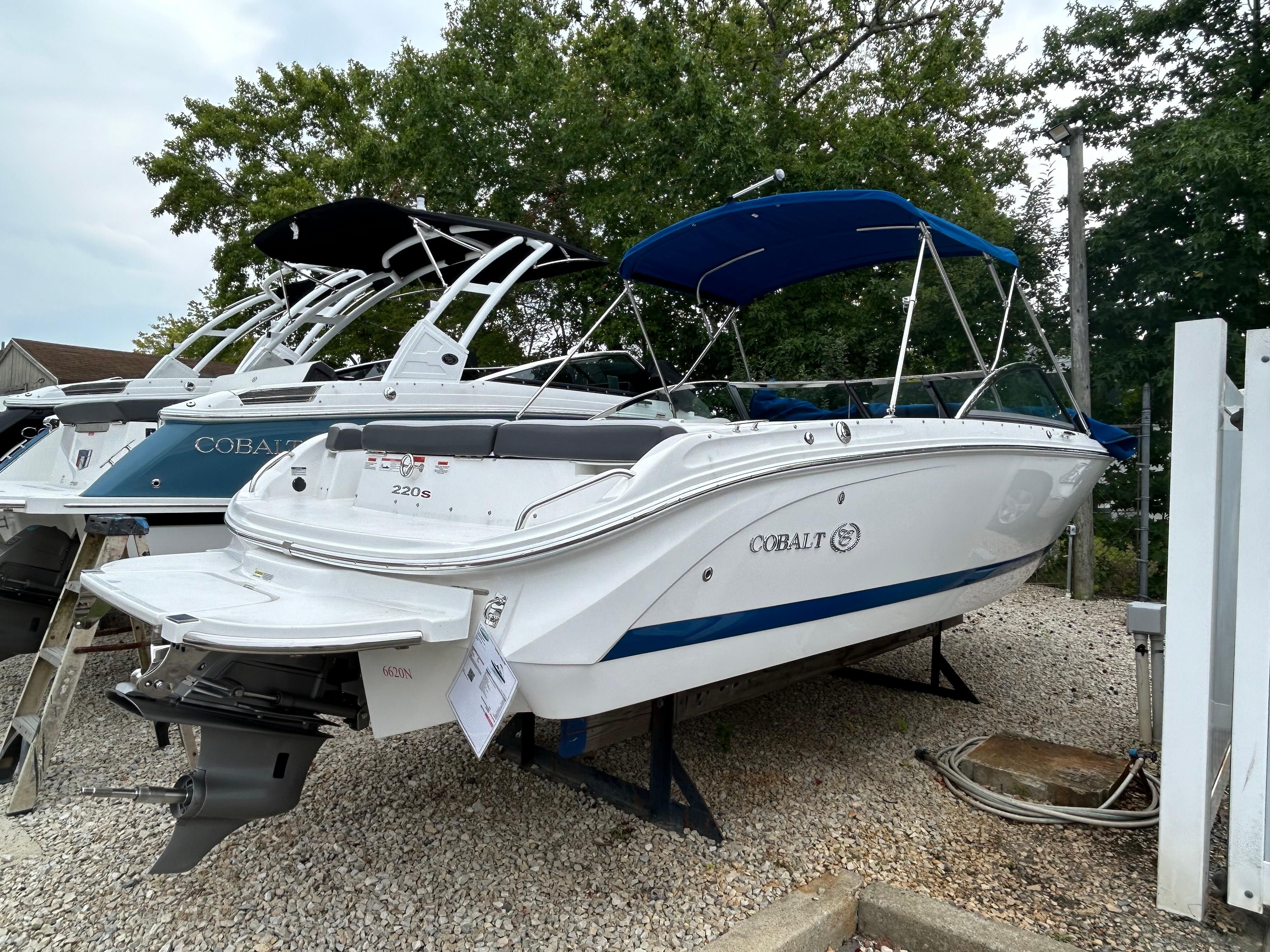 2024 Cobalt 220S