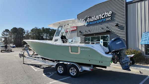 2025 Sea Fox 268 Commander