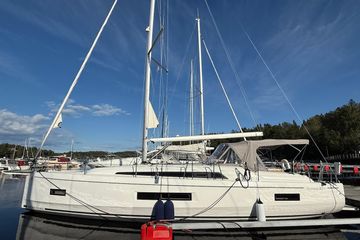 2022 Beneteau Oceanis 40.1