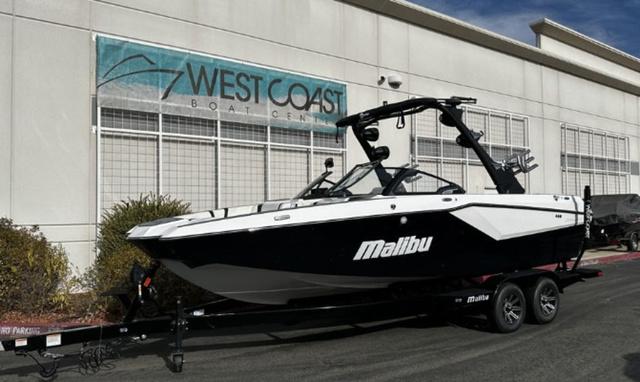 2025 Malibu 23 MXZ