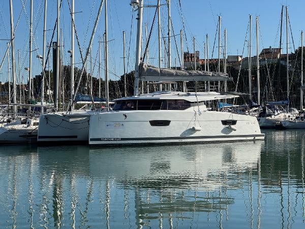 2019 Fountaine Pajot Saona 47