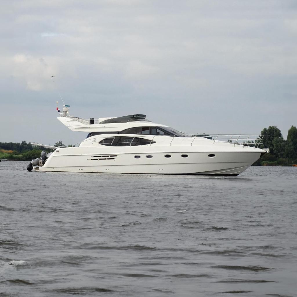 1998 Azimut 52
