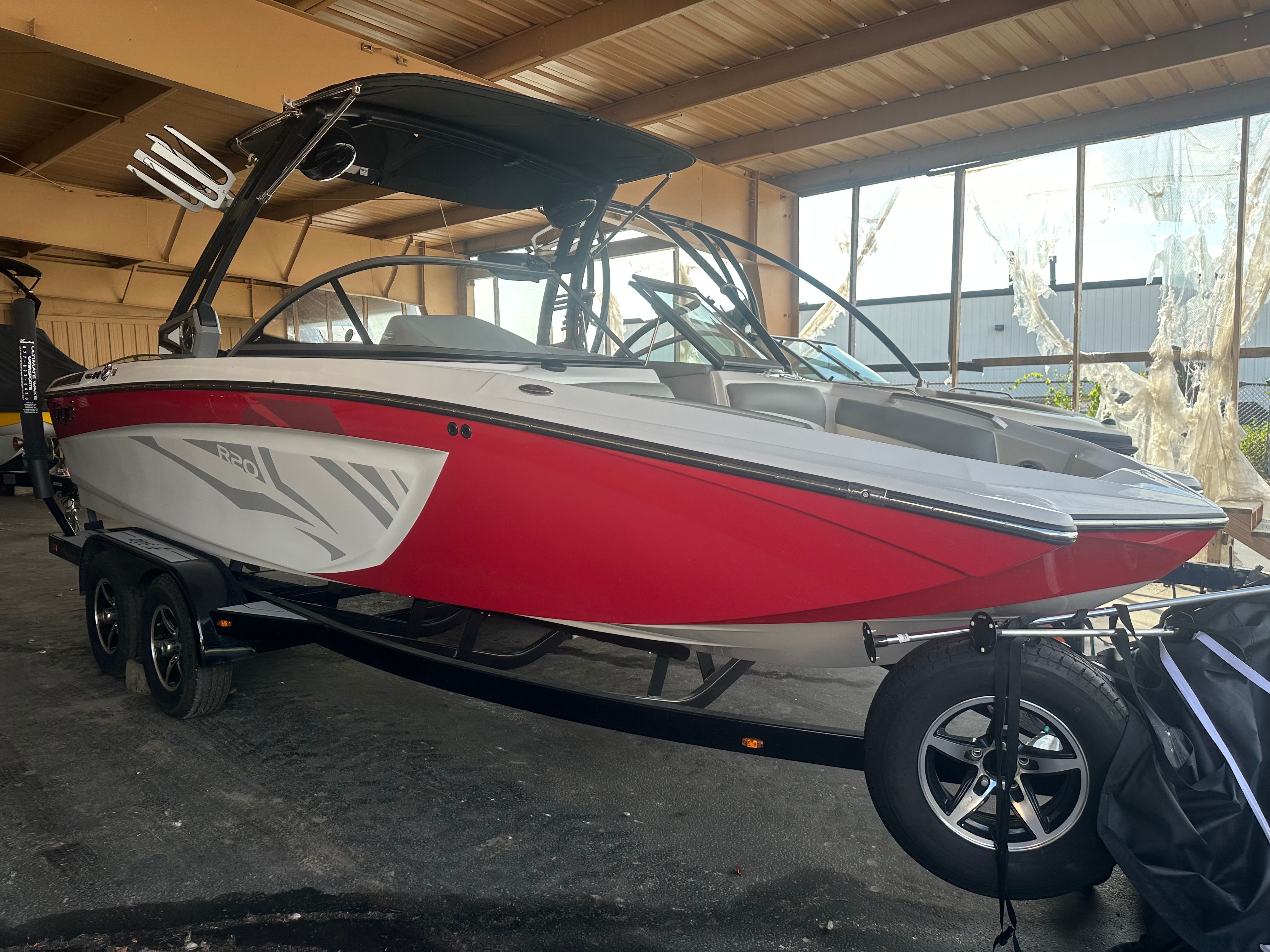 Tigé R20