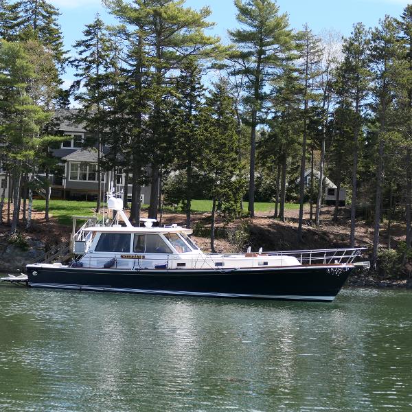 2005 Grand Banks Eastbay