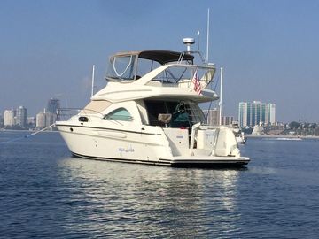 1997 Maxum 4600 SCB