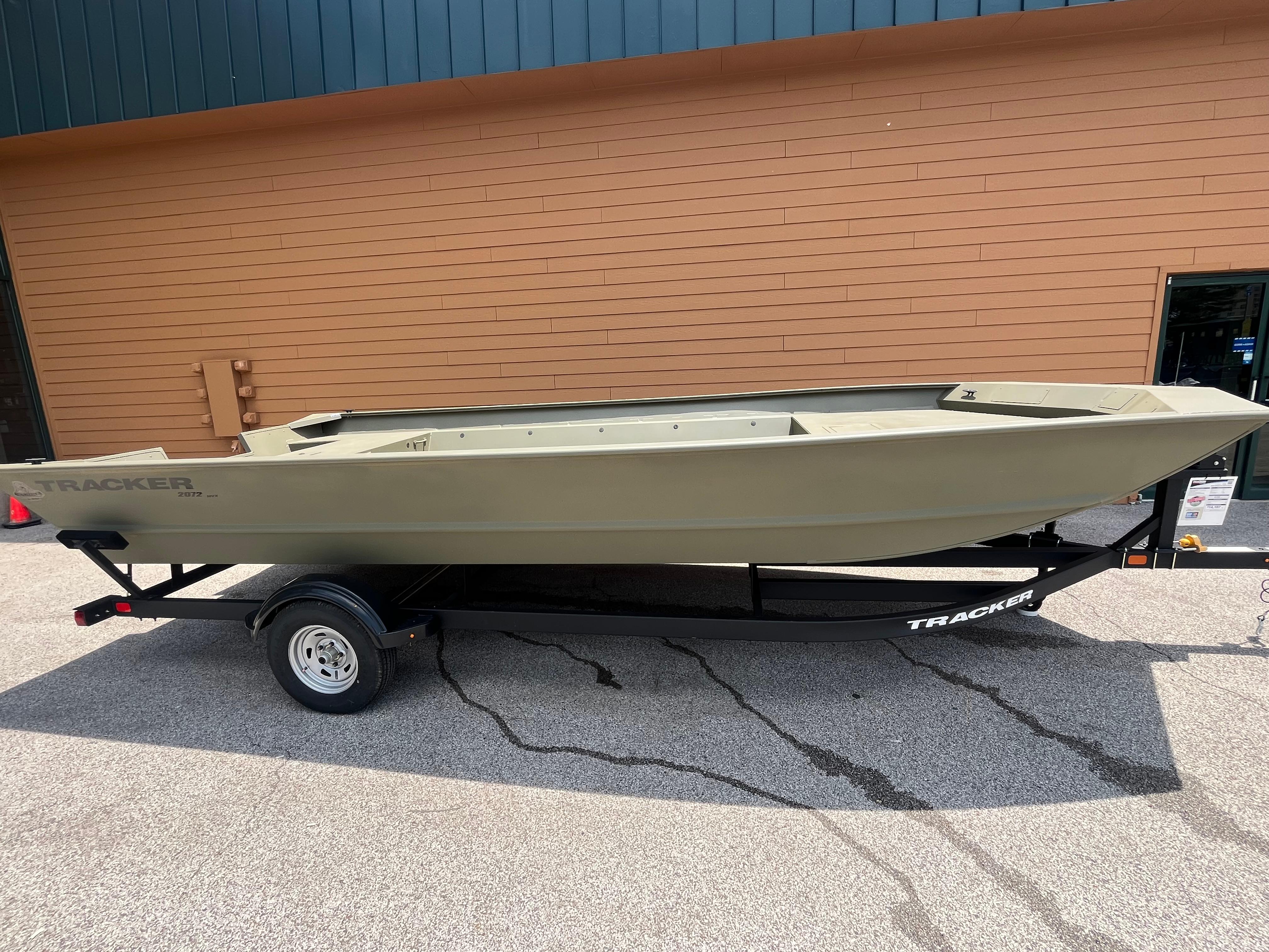 2025 Tracker GRIZZLY 2072 Utility