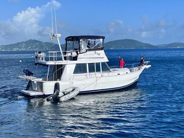 Mainship 350 Trawler