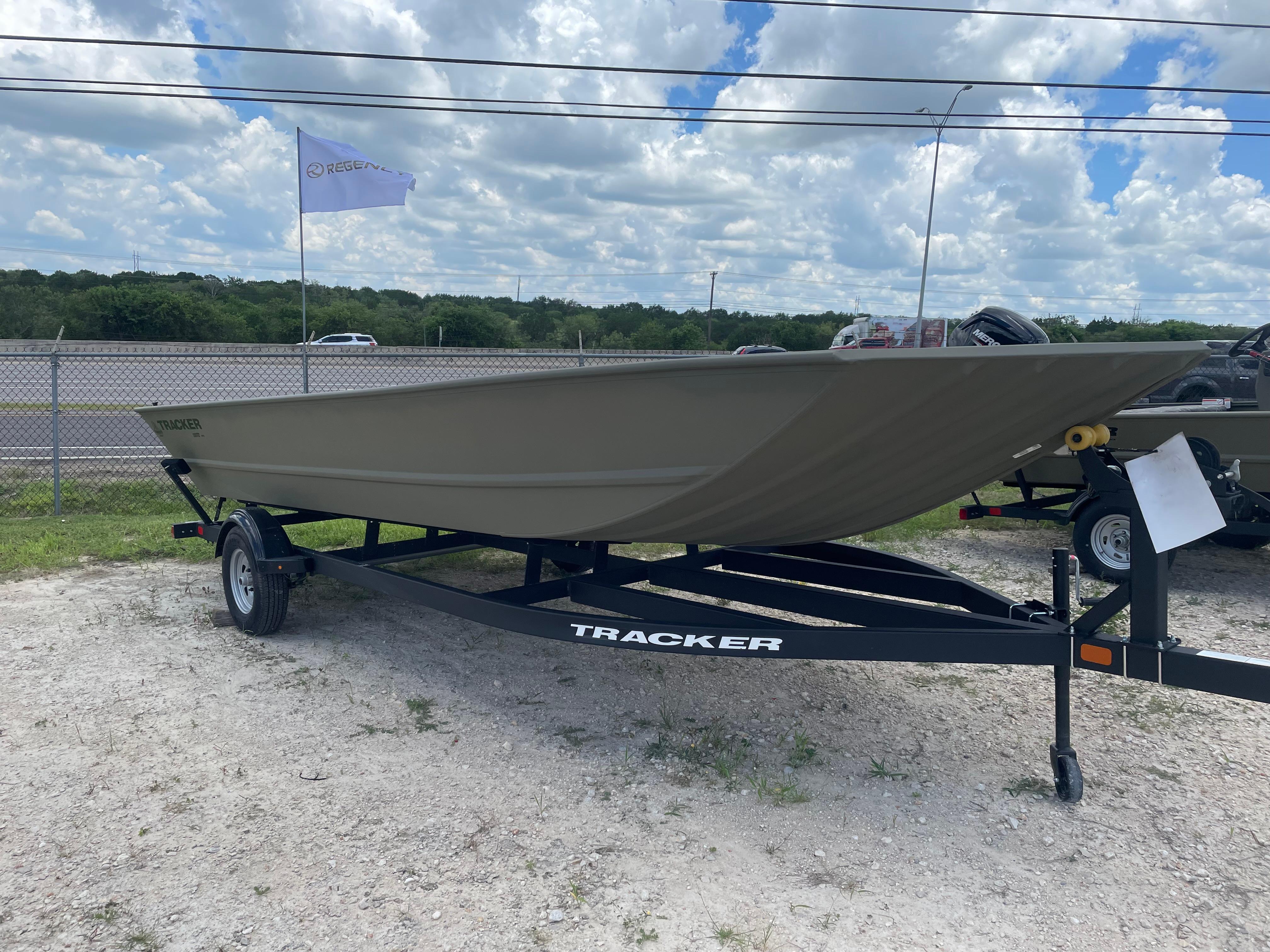 2025 Tracker GRIZZLY 2072 Utility
