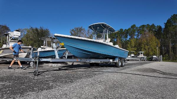 2025 Bulls Bay 2400