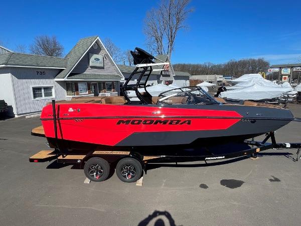 2025 Moomba Max