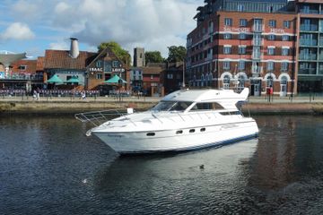 2000 Princess 460