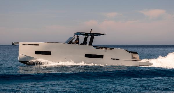 2021 De Antonio Yachts D50 OPEN