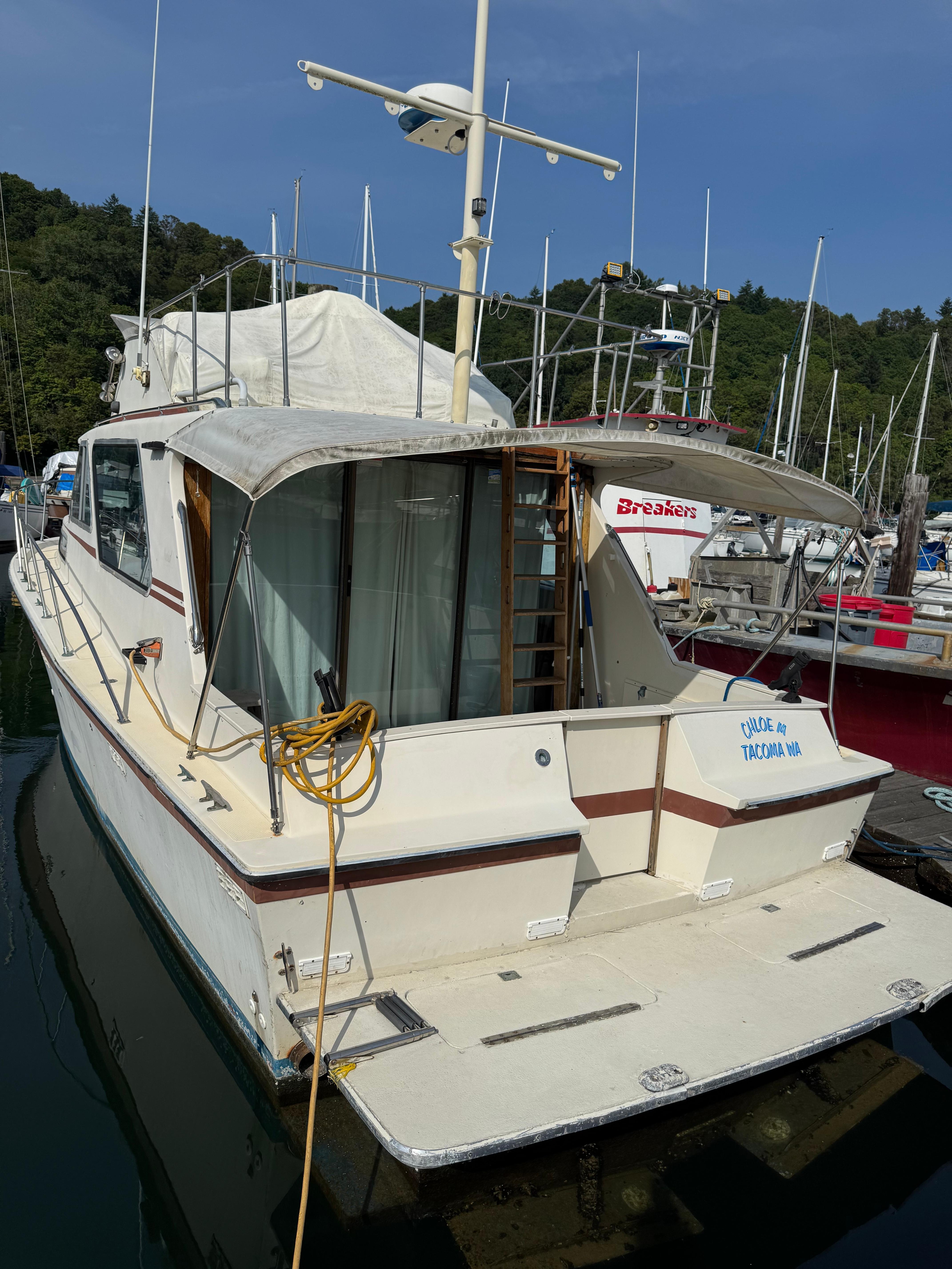 1977 North Wind 34’ Power Cruiser