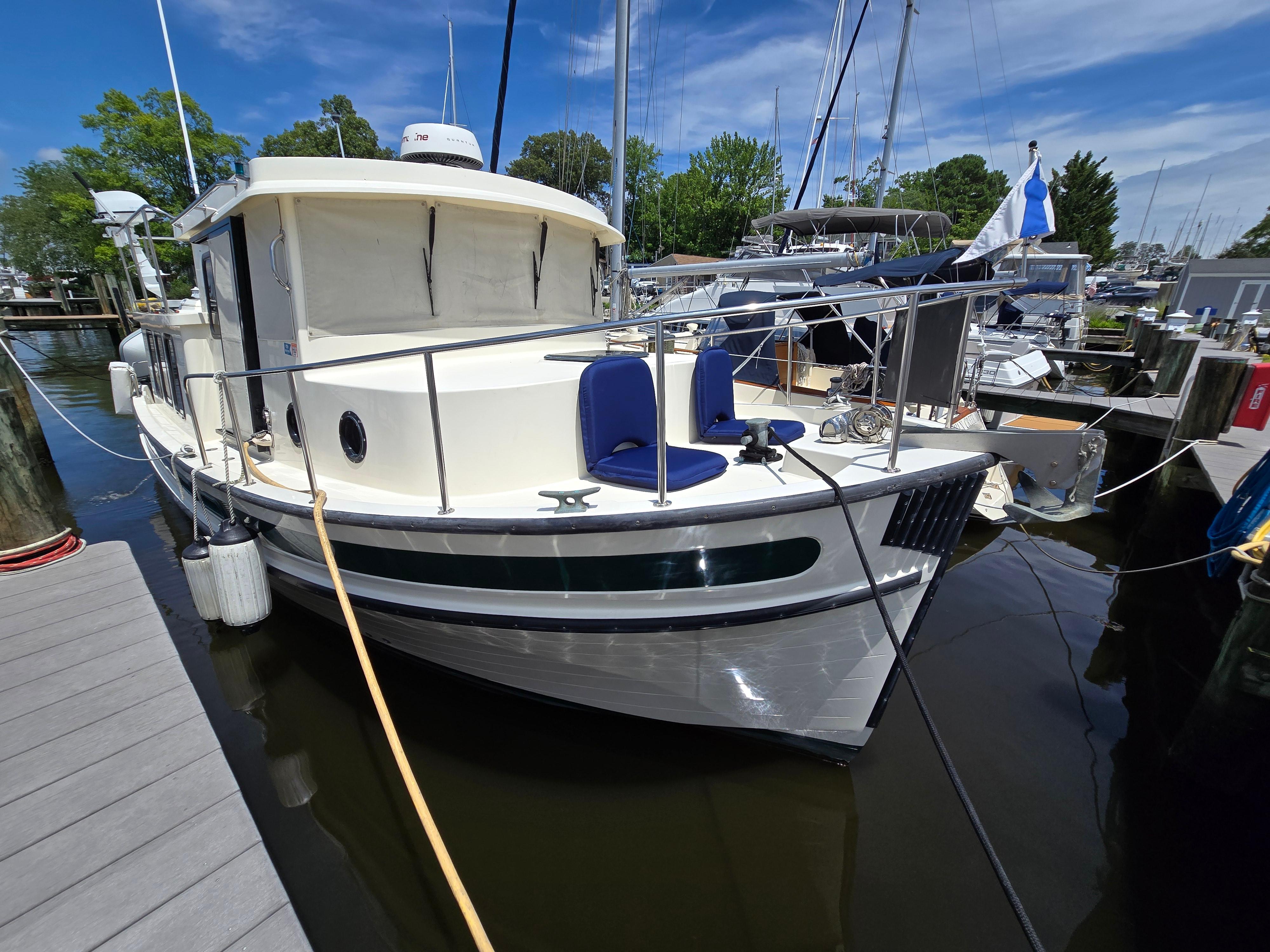 2001 Nordic Tug 32