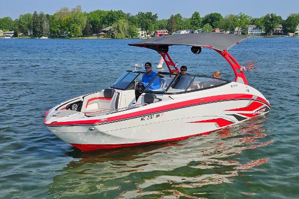 2020 Yamaha Boats 242X E-Series