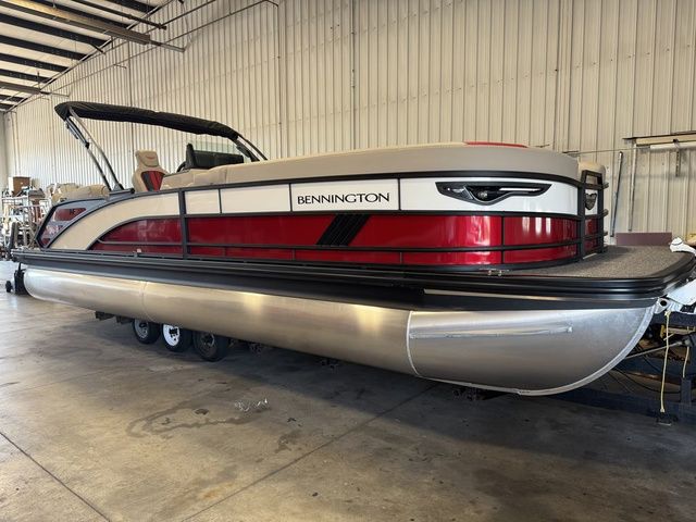 2026 Bennington M L-Bench 26 ML