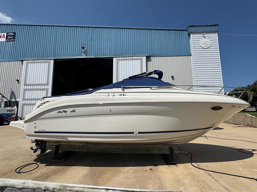 2001 Sea Ray 245 Weekender