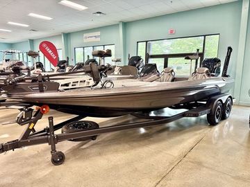 2026 Skeeter ZXE21