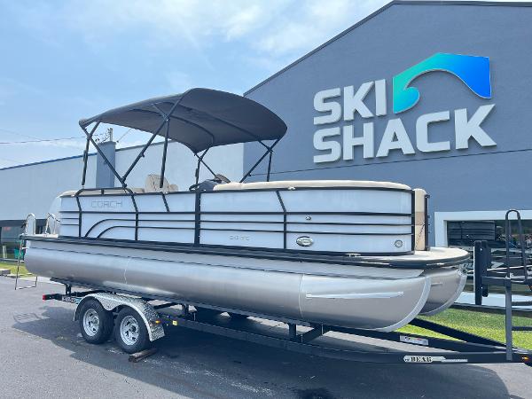 Coach Pontoons 243RFC