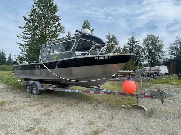 2007 North River 28 Offshore