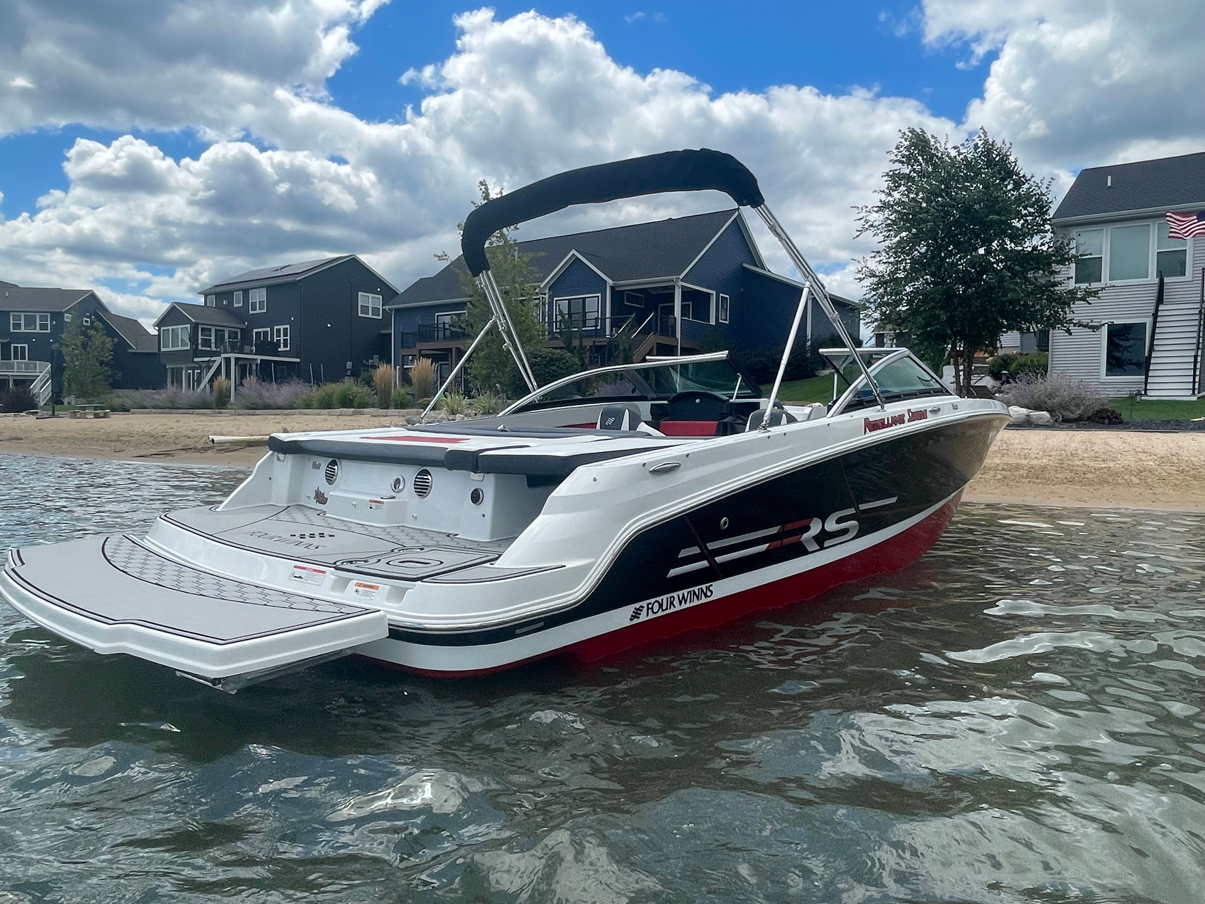 2022 Four Winns HD2 RS