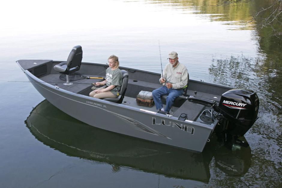 Lund Boat image
