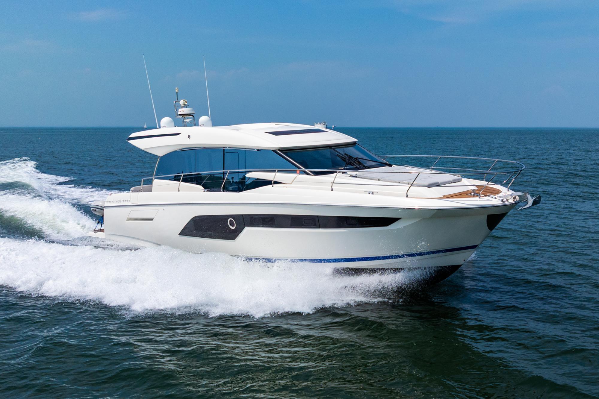 2019 Prestige 520S