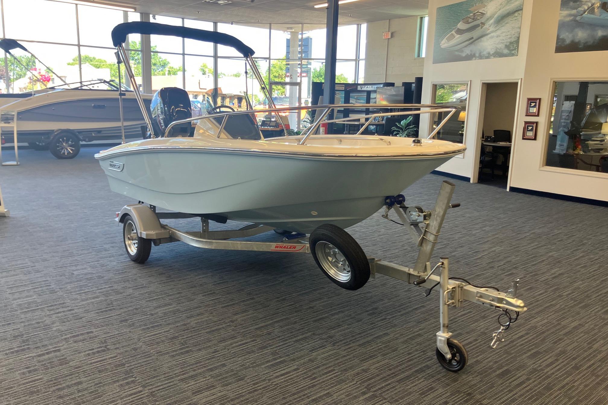 2025 Boston Whaler 130 Super Sport
