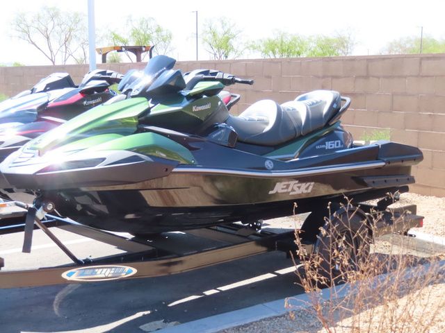 2025 Kawasaki ULTRA 160LX